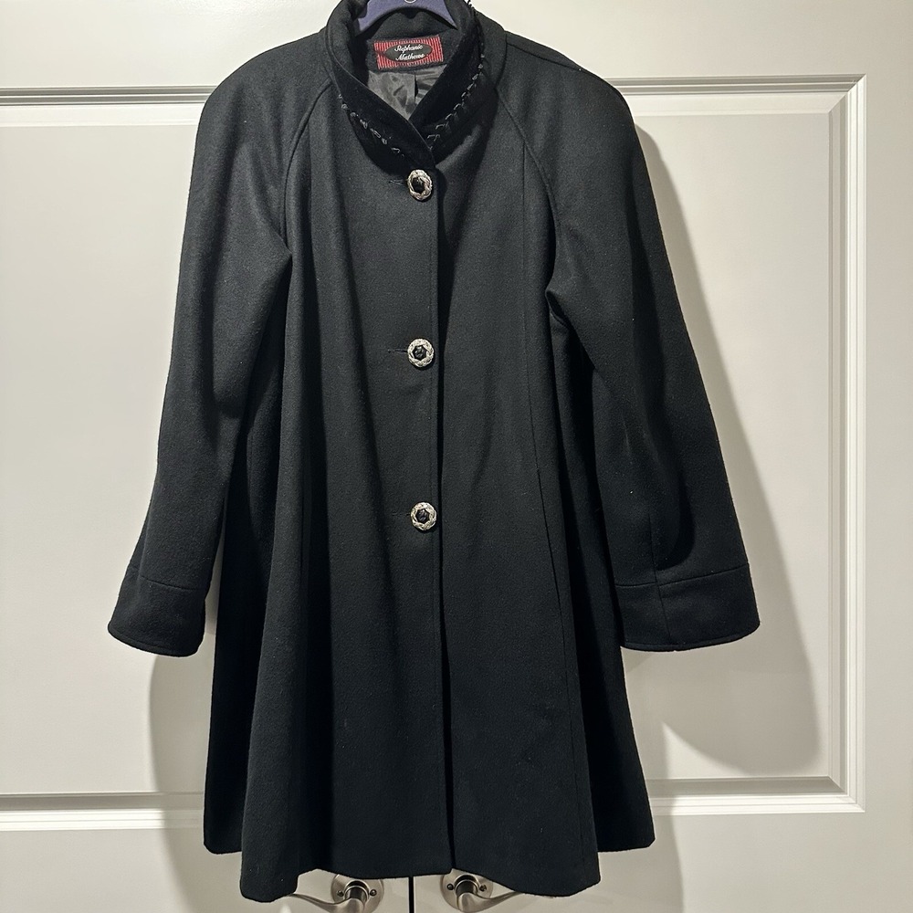 Stephanie Mathews Vintage Black 100% Wool Swing Coat Velvet Trim Made in USA